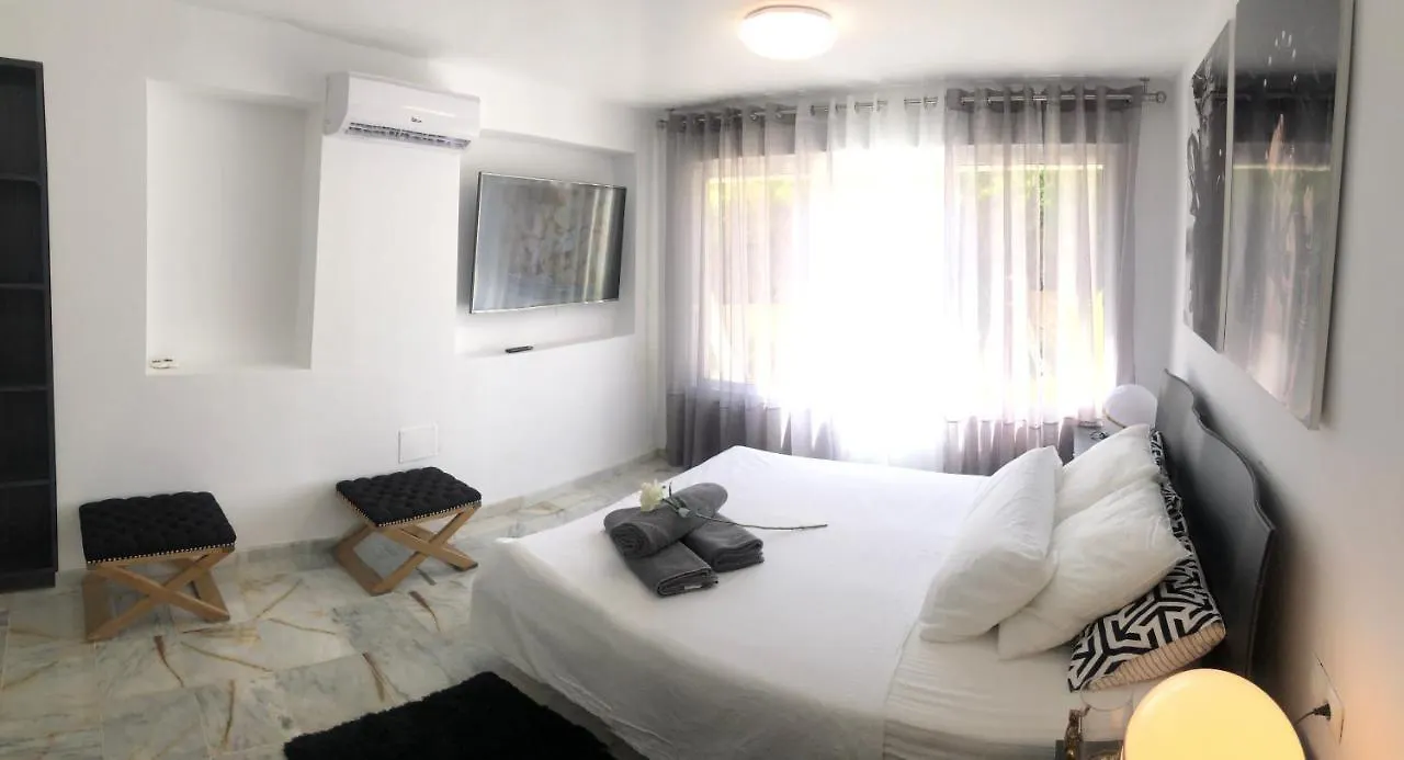 Little Paradise close to La Sala in Puerto Banus / quiet Marbella 0*,